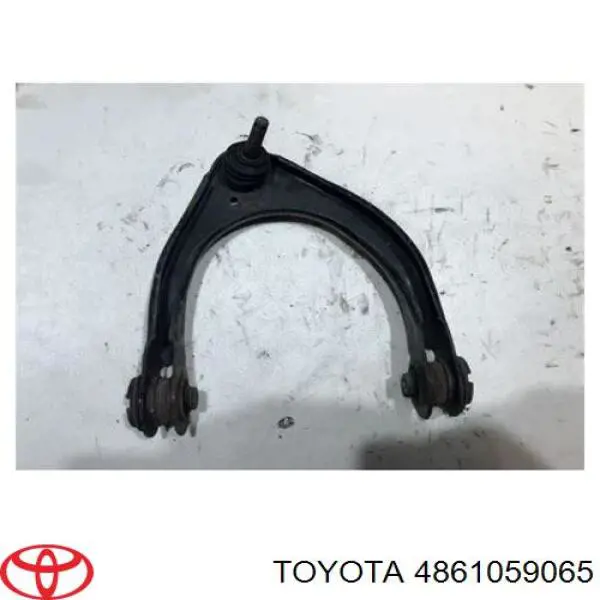 Compre 4861059065 Toyota Braço oscilante superior direito de suspensão dianteira