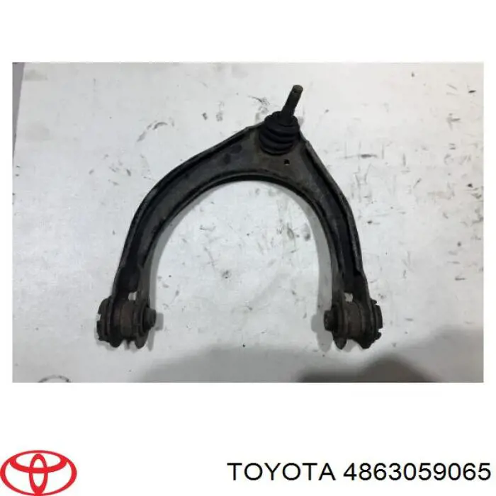 4863059065 Toyota Braço oscilante superior esquerdo de suspensão dianteira
