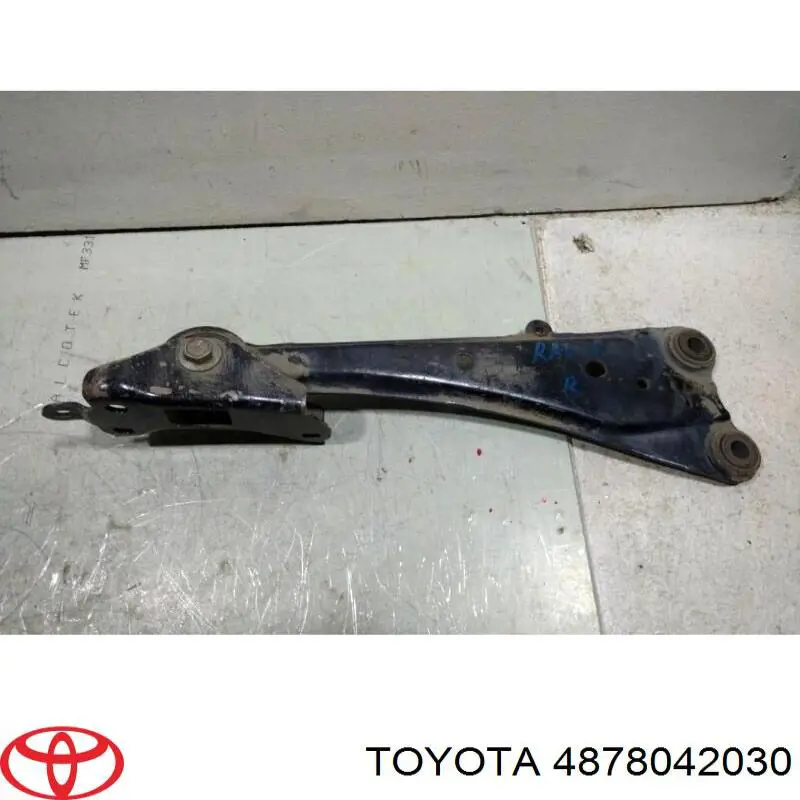 Braço oscilante (tração) longitudinal inferior esquerdo de suspensão traseira Toyota 4878042030 preço, a partir de 48,84 USD