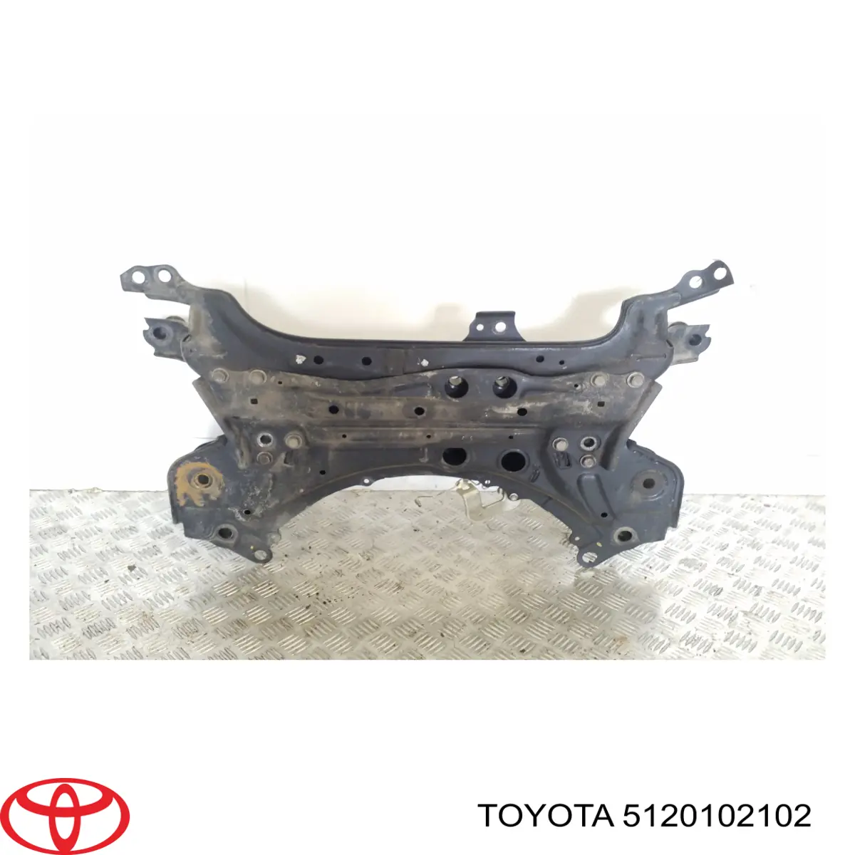 5120102102 Toyota Viga de suspensão dianteira (plataforma veicular)