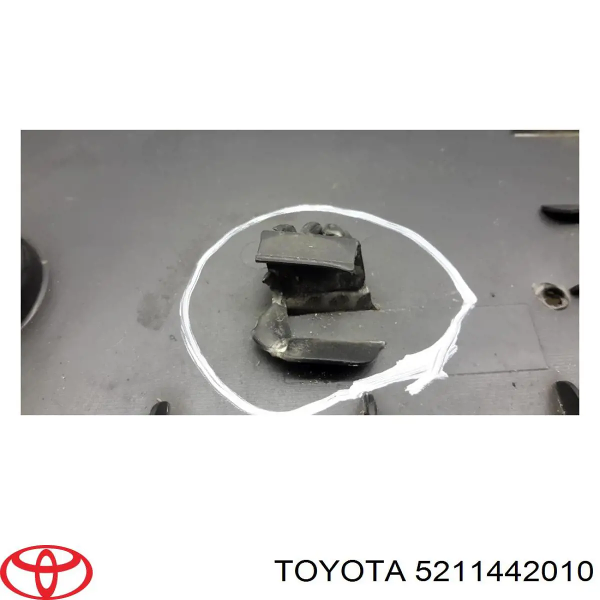 5211442010 Toyota Painel de fixação de matrícula dianteira