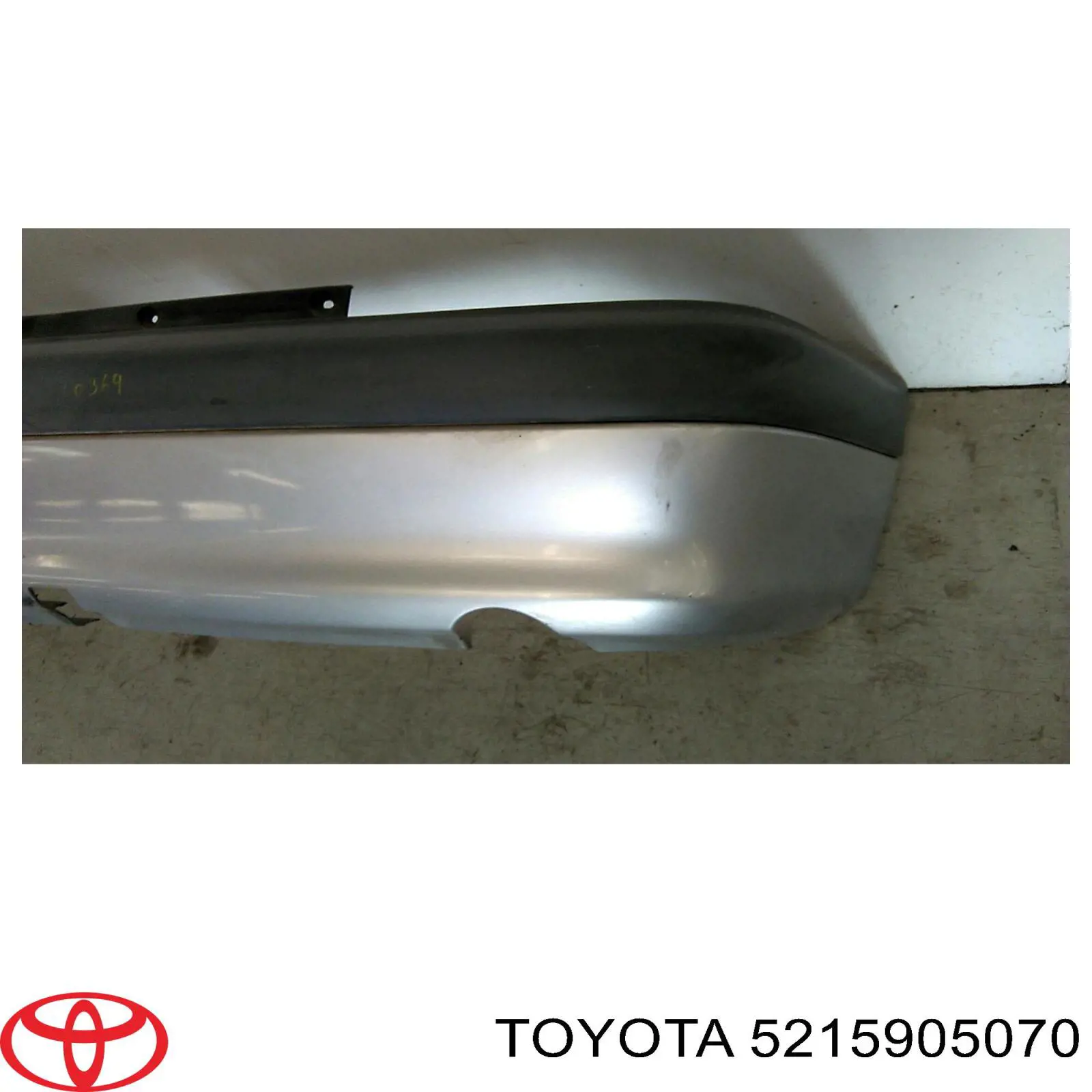 5215905070 Toyota Pára-choque traseiro