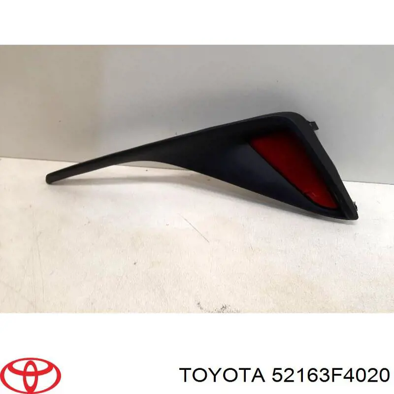 52163F4020 Toyota Placa sobreposta do pára-choque traseiro direito