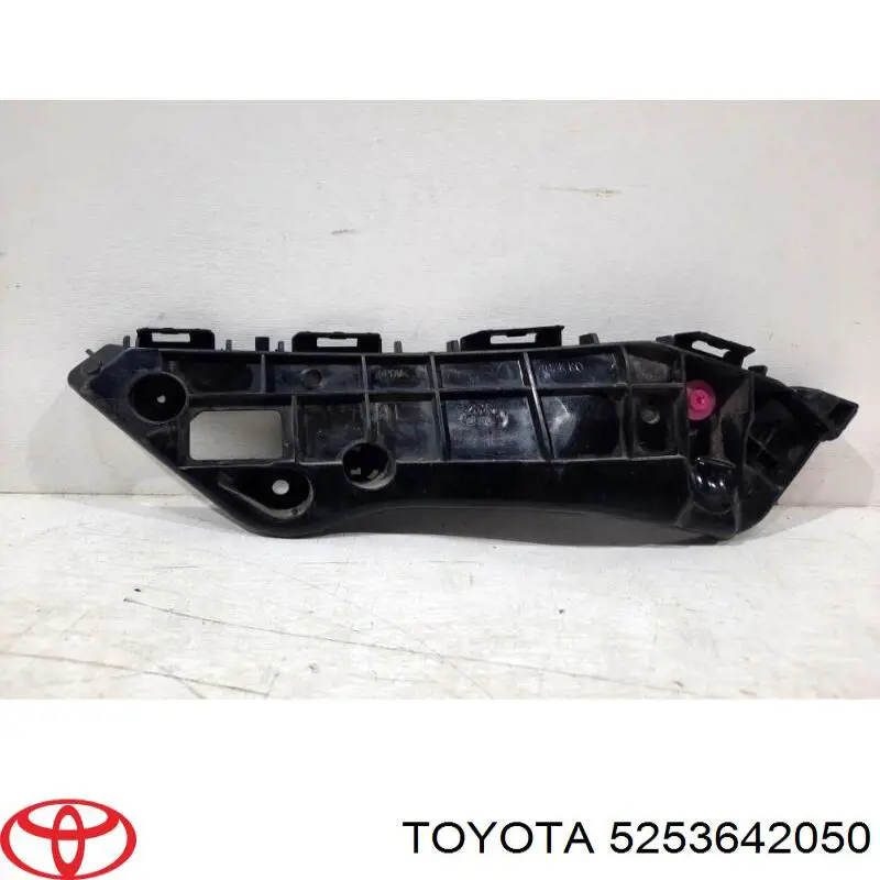 5253642050 Toyota Consola externa esquerda do pára-choque dianteiro