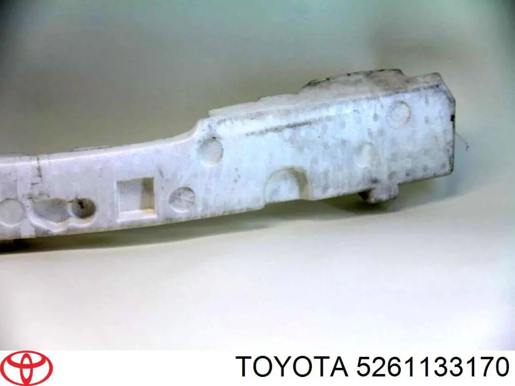 Absorvedor (enchido) do pára-choque dianteiro Toyota 5261133170
