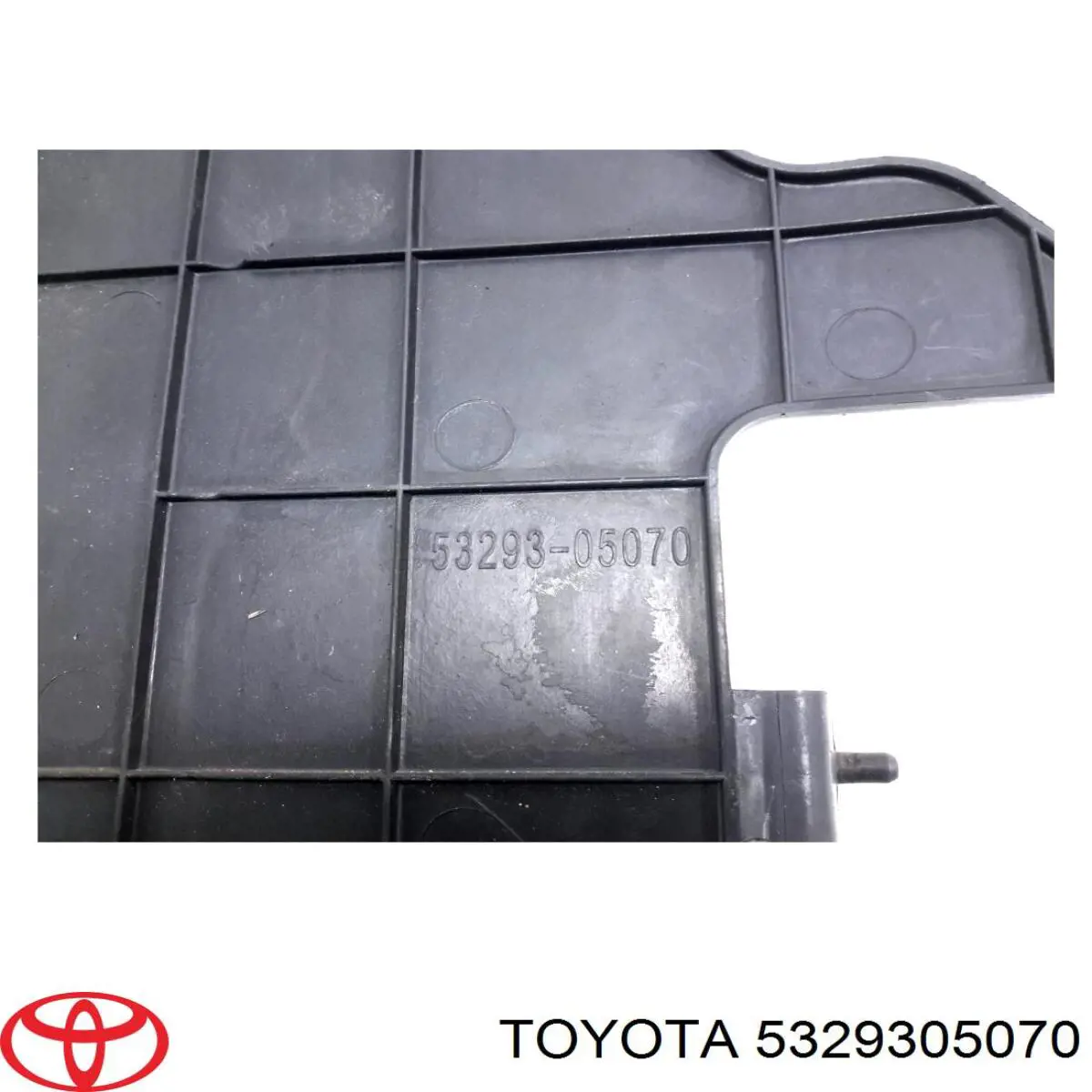 Conduto de ar (defletor) direito do radiador Toyota 5329305070 preço, a partir de 109,83 USD