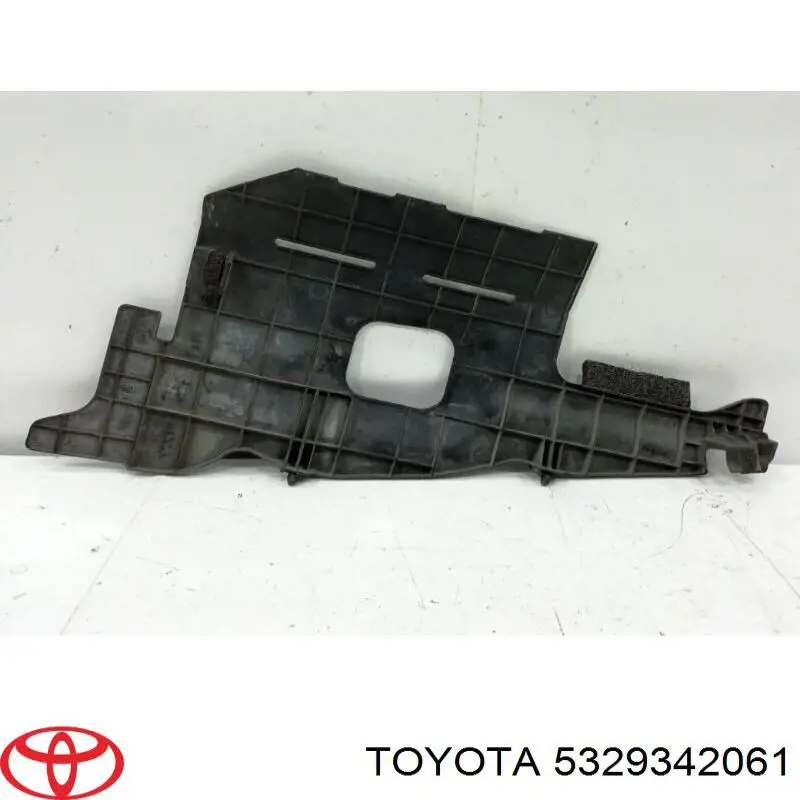 5329342061 Toyota Conduto de ar (defletor) direito do radiador