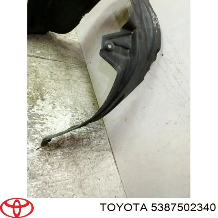 Compre 5387502340 Toyota Guarda-barras direito do pára-lama dianteiro