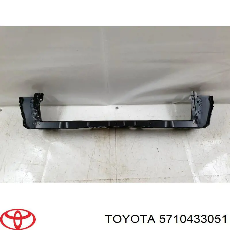 Compre 5710433051 Toyota Suporte inferior do radiador (painel de montagem de fixação das luzes)