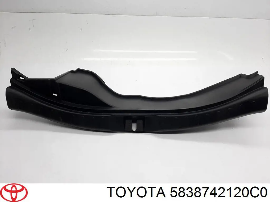 5838742120C0 Toyota Cobrimento de painel traseiro de porta-malas