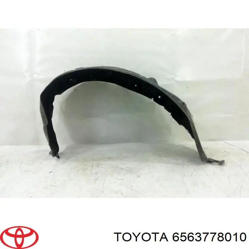 Compre 6563778010 Toyota Guarda-barras do pára-lama traseiro direito
