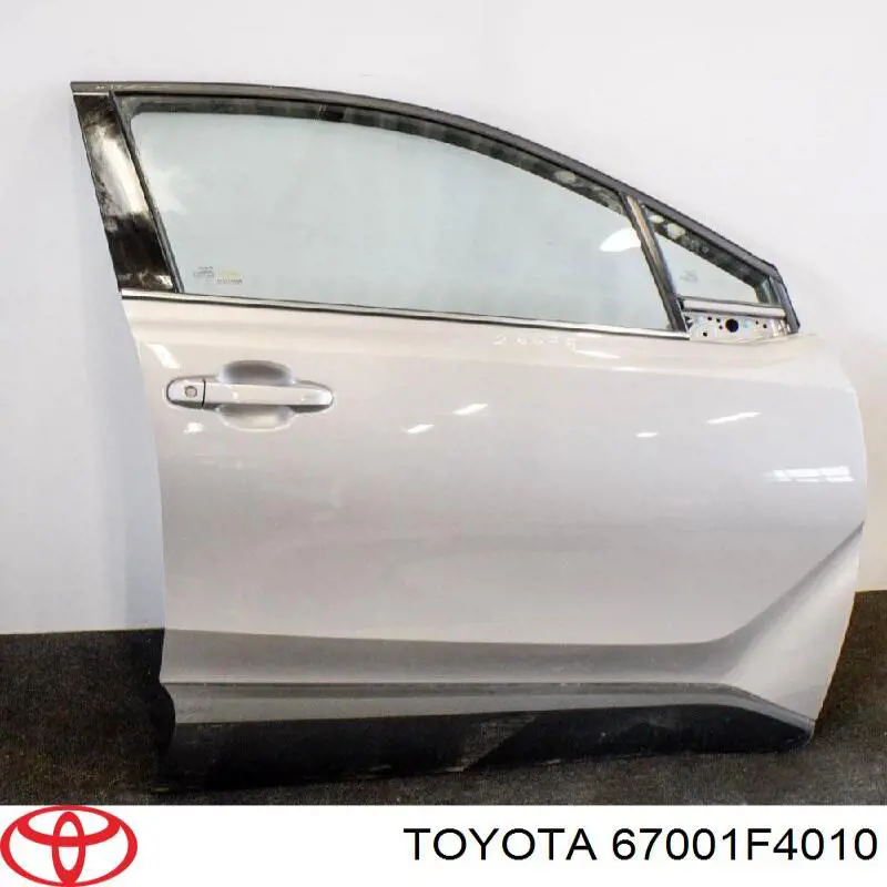 67001F4010 Toyota Porta dianteira direita
