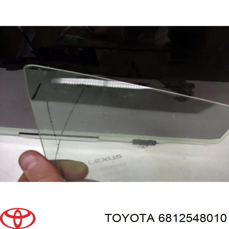 6812548010 Toyota Vidro de janelo da porta dianteira direita