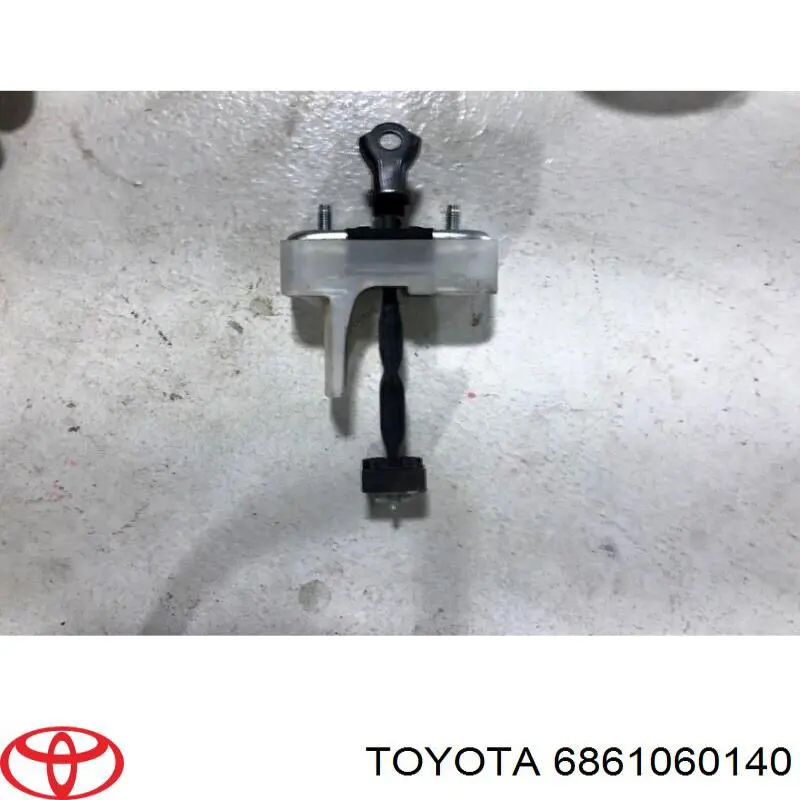 6861060140 Toyota Limitador dianteiro esquerdo de abertura de porta