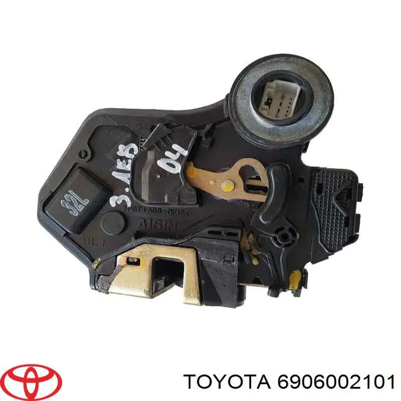 Fecho da porta traseira esquerda Toyota 6906002101 preço, a partir de 52,87 USD