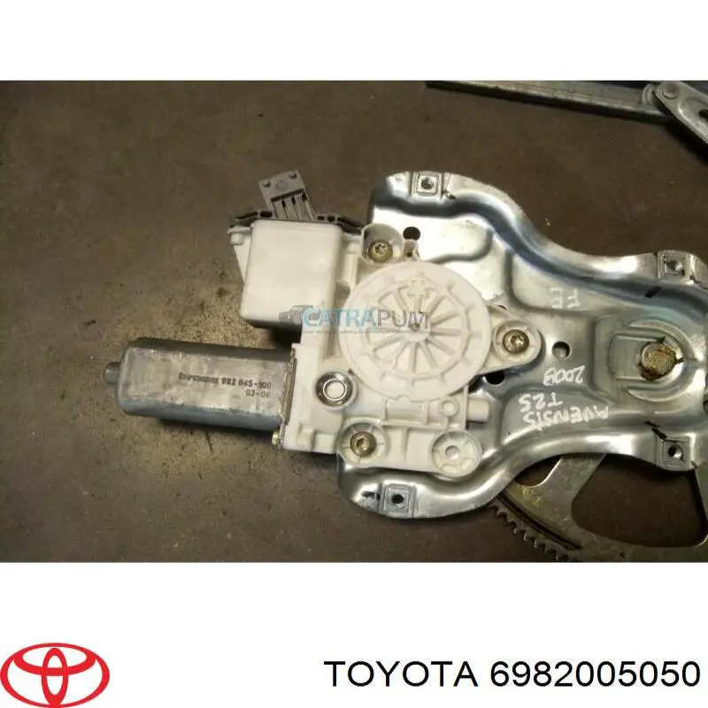 Mecanismo de acionamento de vidro da porta dianteira esquerda Toyota 6982005050 preço, a partir de 68,22 USD