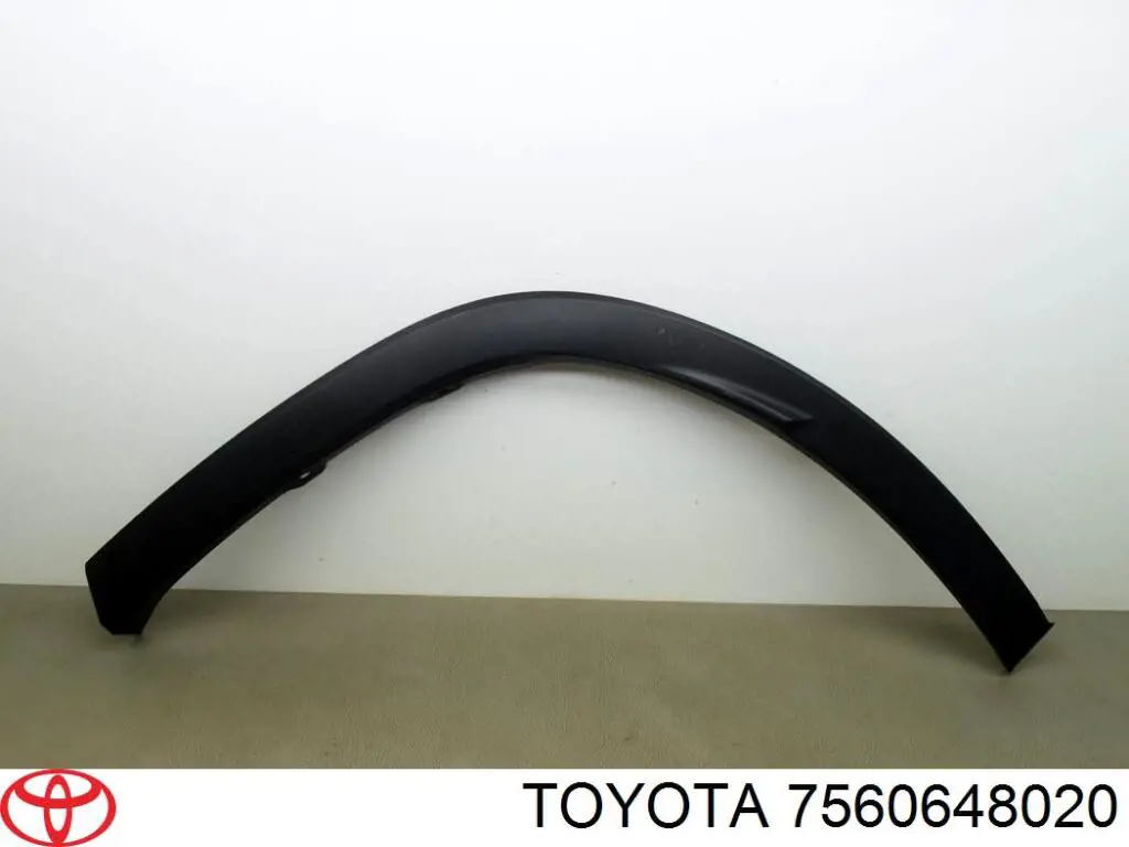 7560648020 Toyota Moldura do pára-lama traseiro esquerdo