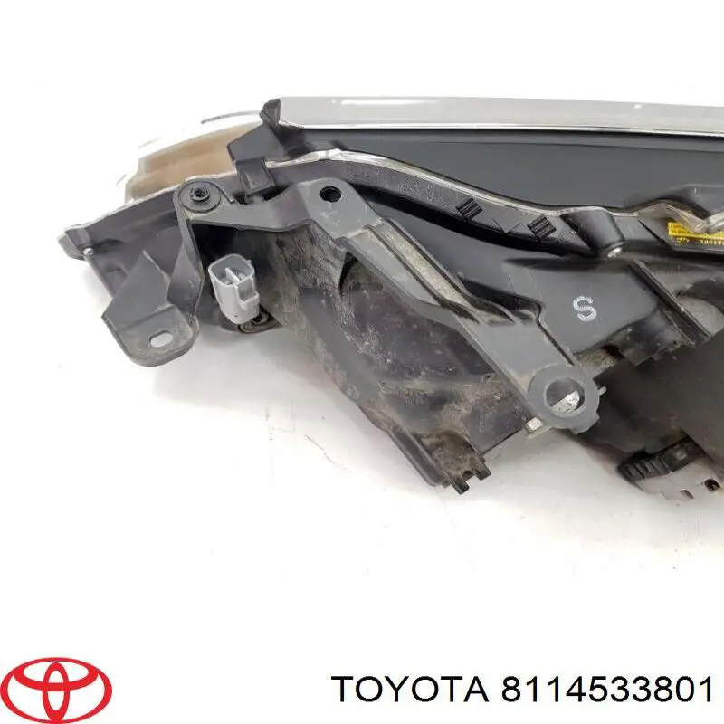 8114533801 Toyota Luz direita
