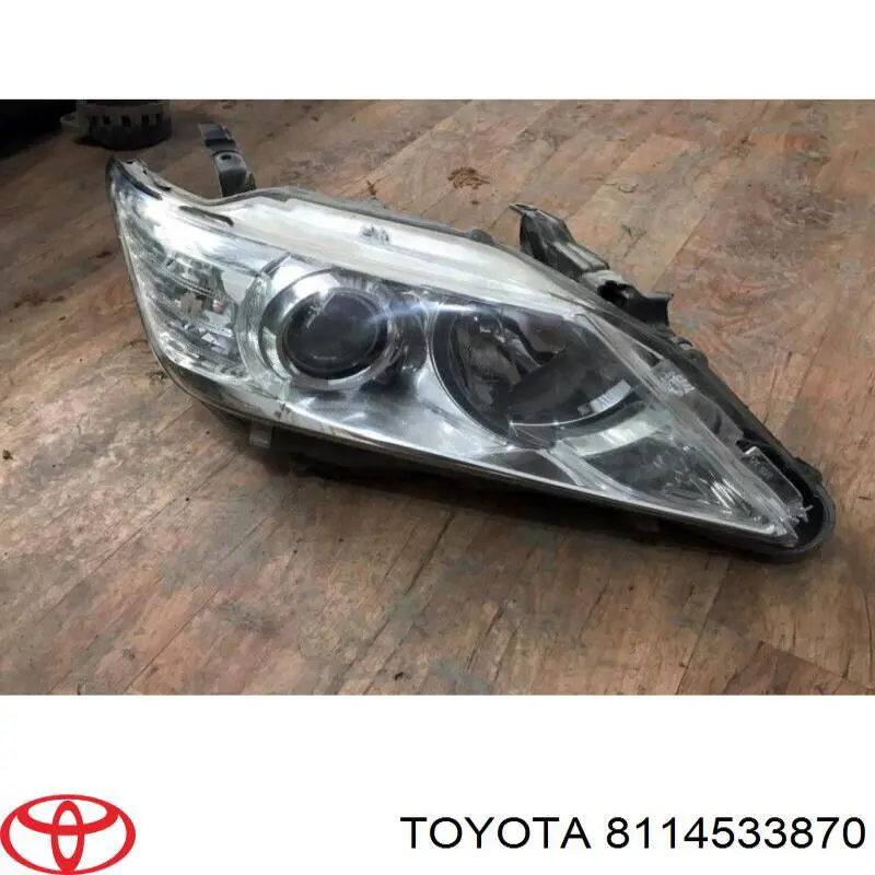 8114533870 Toyota Luz direita