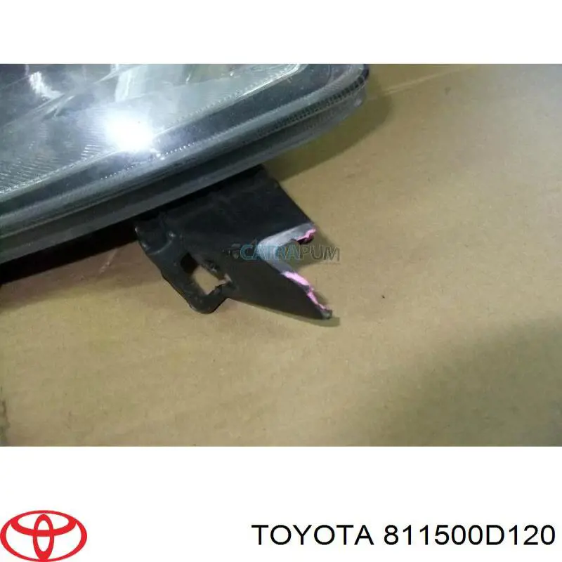 811500D120 Toyota Luz esquerda