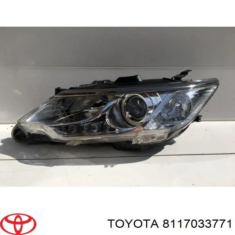 Compre 8117033771 Toyota Luz esquerda