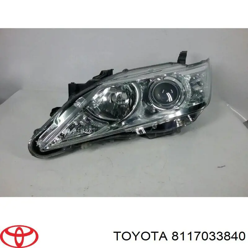 8117033840 Toyota Luz esquerda