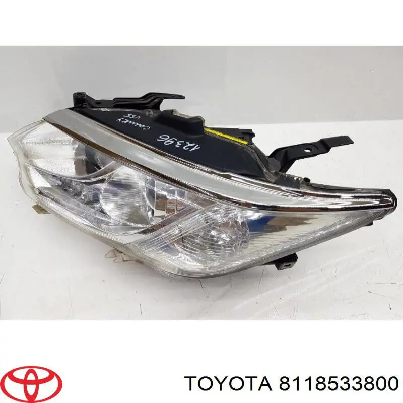 Luz esquerda 8118533800 Toyota