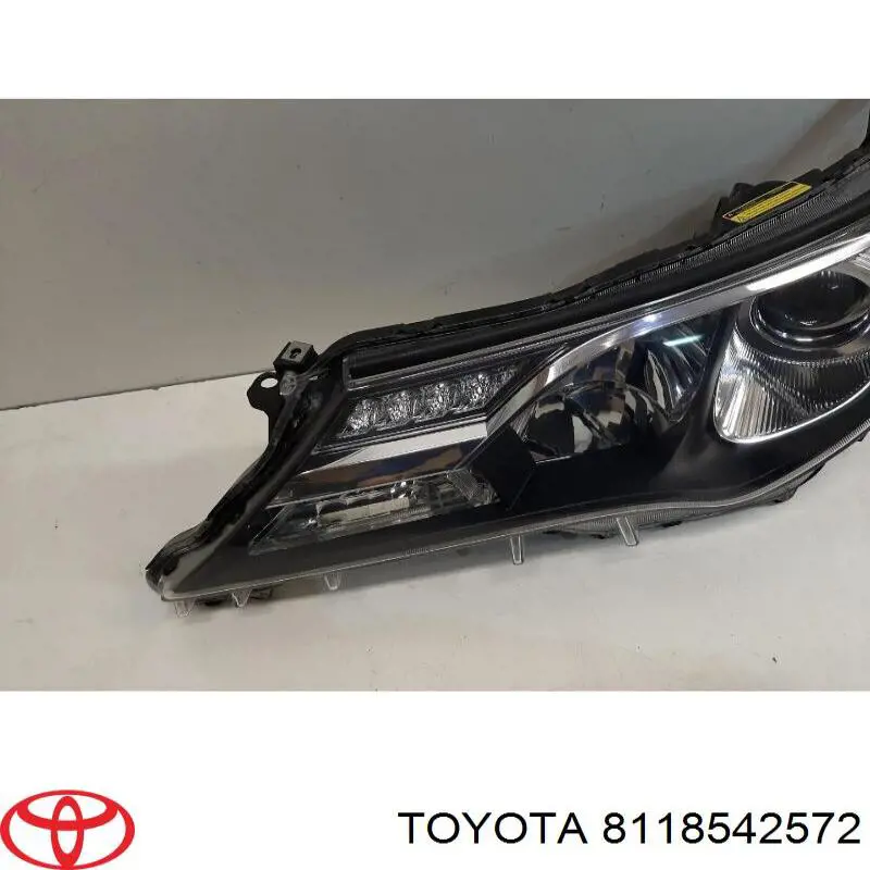 Luz esquerda Toyota 8118542572 preço, a partir de 399,79 USD