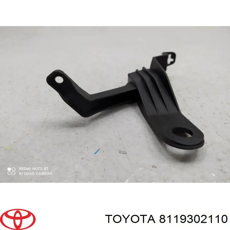 Consola (adaptador) de fixação da luz dianteira direita Toyota 8119302110 preço, a partir de 30,17 USD