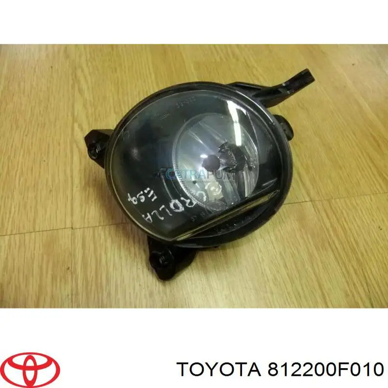 812200F010 Toyota Luzes de nevoeiro esquerdas