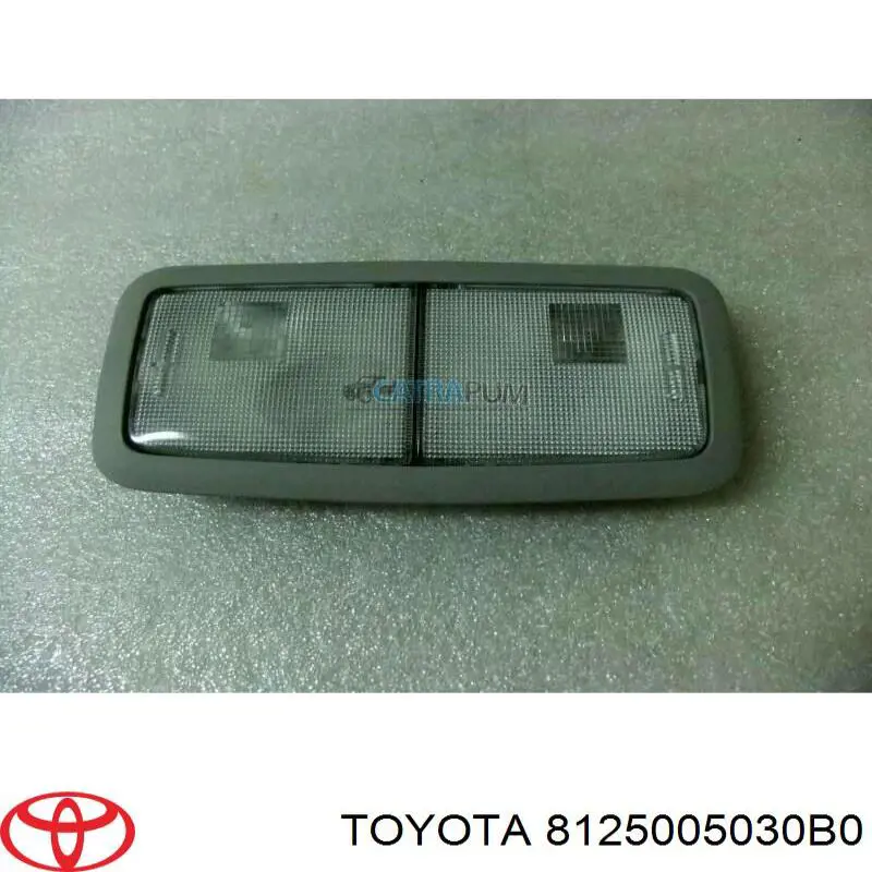 8125005030B0 Toyota Quebra-luz traseiro de iluminação de salão (de cabina)