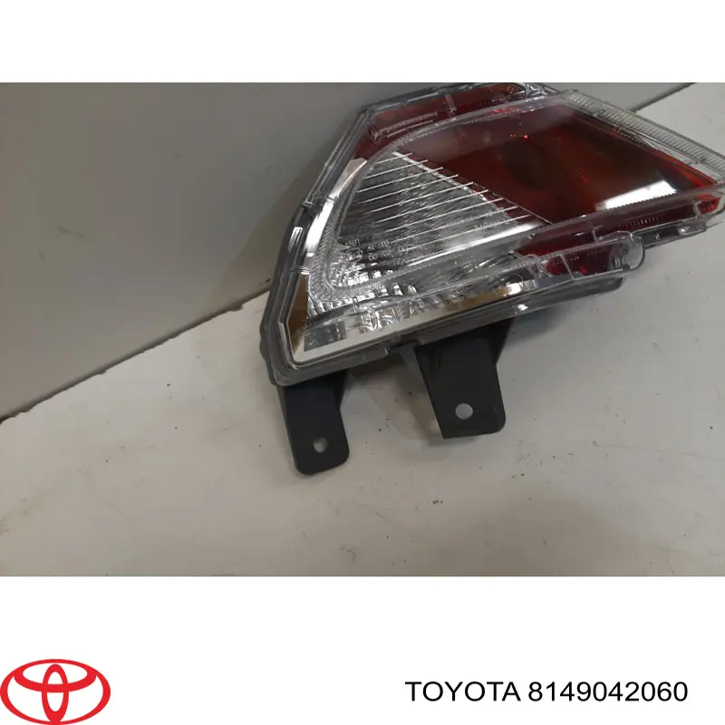  Toyota 8149042060