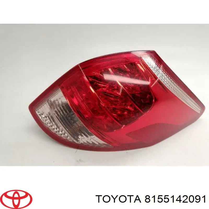 8155142091 Toyota Lanterna traseira direita
