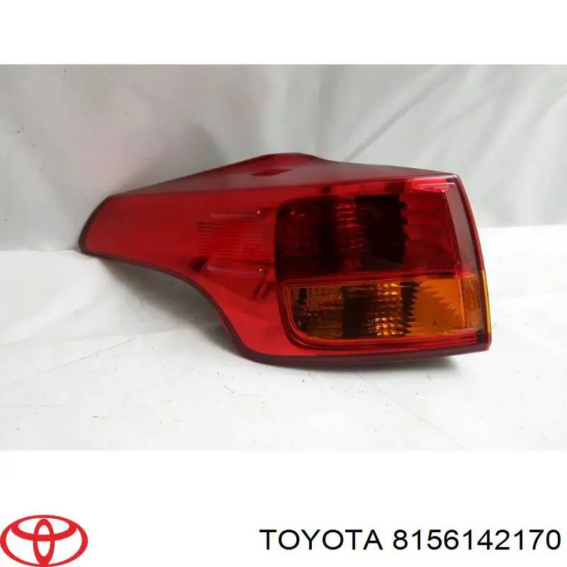 8156142170 Toyota Lanterna traseira esquerda externa
