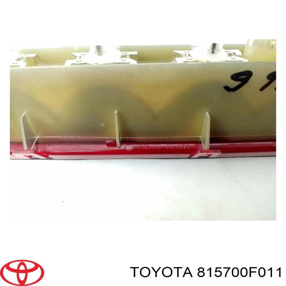  Sinal de parada traseiro adicional Toyota Corolla VERSO monovolume (R10) (2004 - 2009) VERSO
