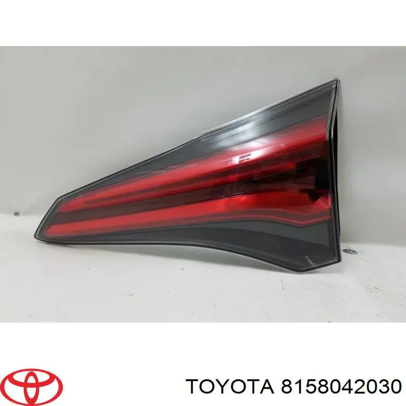 8158042030 Toyota Lanterna traseira direita interna
