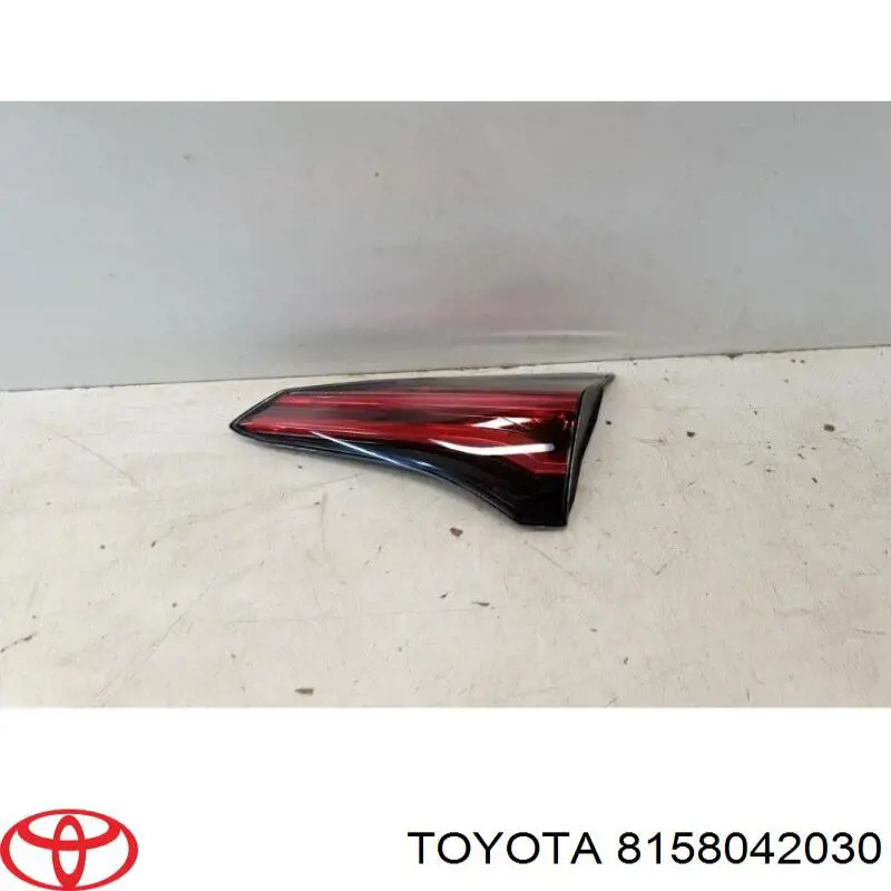 Lanterna traseira direita interna Toyota 8158042030 preço, a partir de 120,81 USD