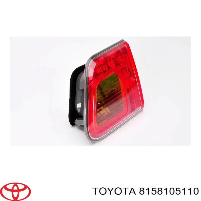 8158105110 Toyota Lanterna traseira direita interna