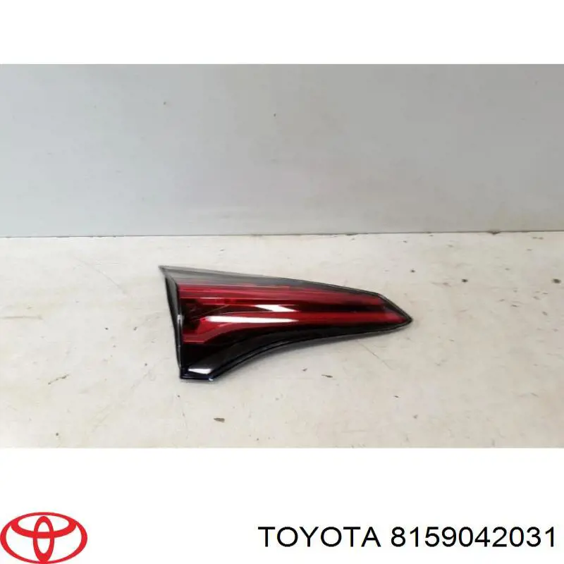 8159042031 Toyota Lanterna traseira esquerda interna