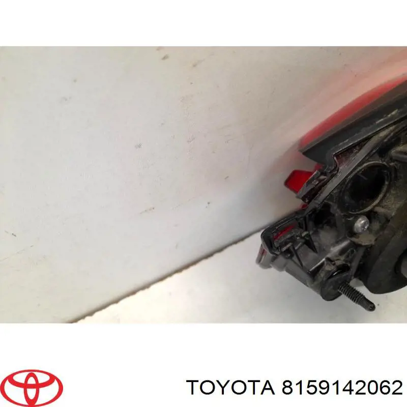 8159142062 Toyota Lanterna traseira esquerda interna