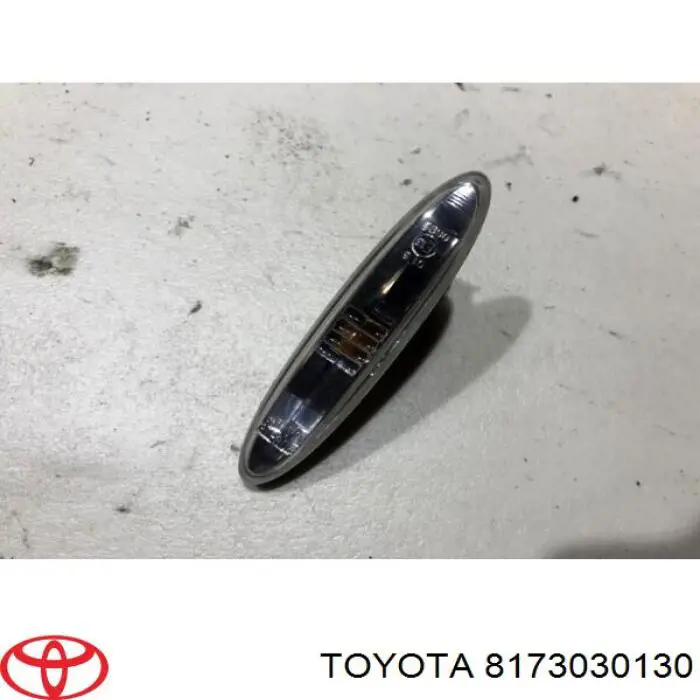 Compre 8173030130 Toyota Luz intermitente no pára-lama