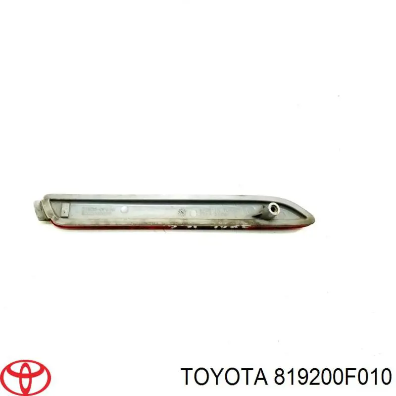 Compre 819200F010 Toyota Retrorrefletor (refletor) do pára-choque traseiro esquerdo