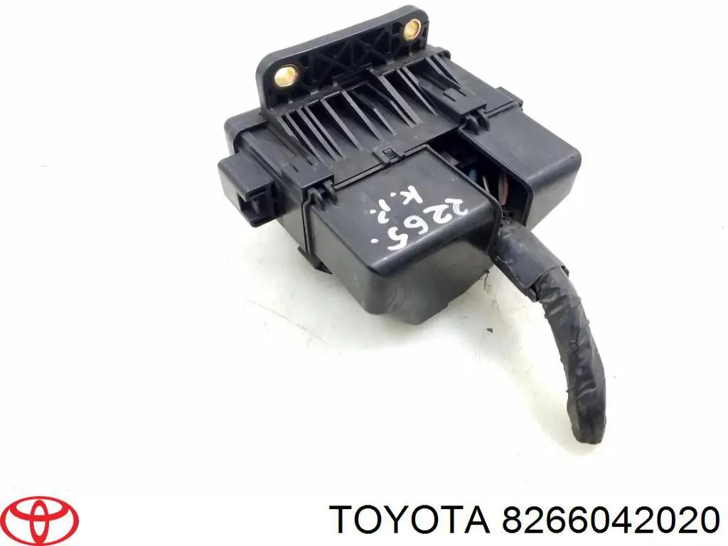 Compre 8266042020 Toyota Unidade de dispositivos de segurança