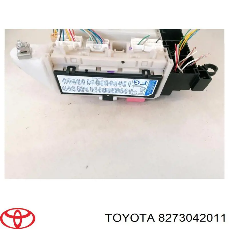Compre 8273042011 Toyota 