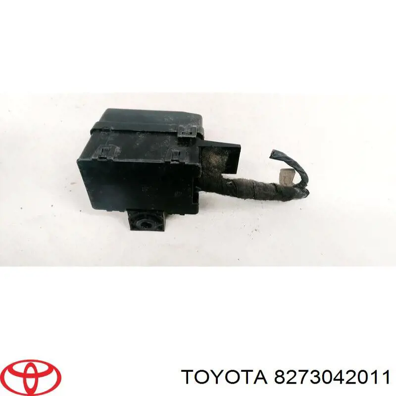  Toyota 8273042011