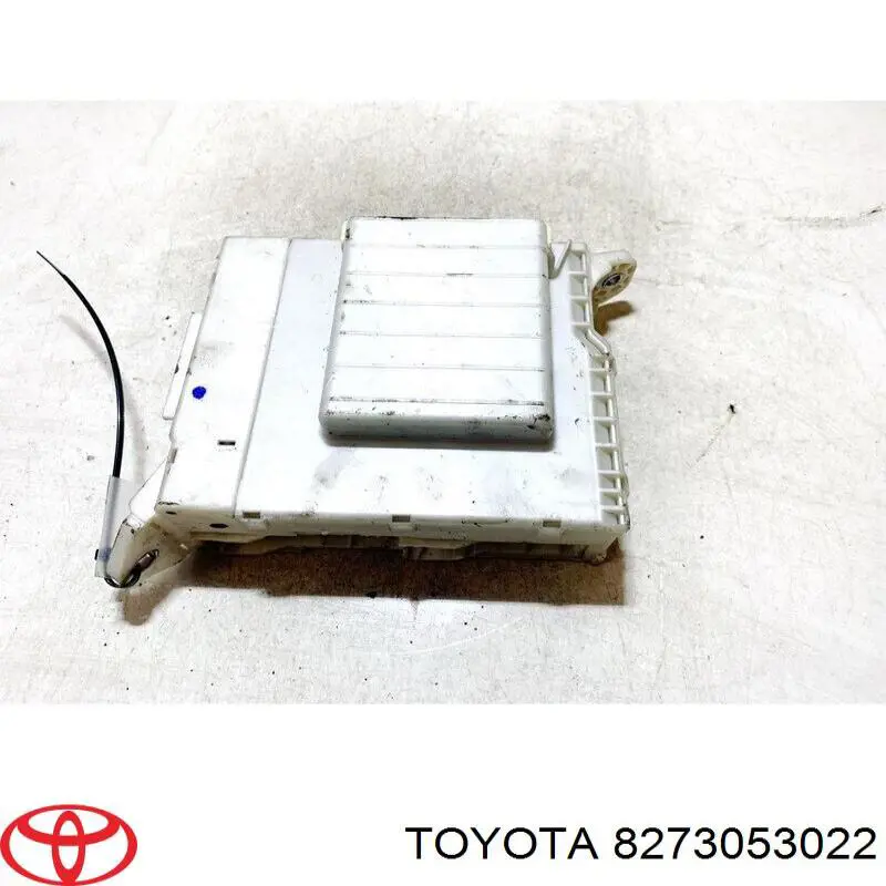 Compre 8267253040 Toyota 