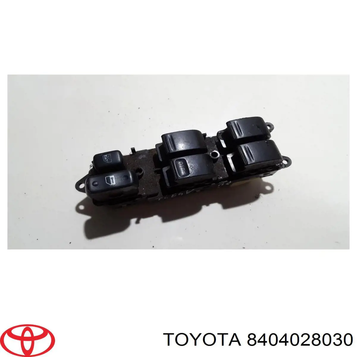 Unidade de botões de controlo de elevador de vidro de consola central Toyota 8404028030 preço, a partir de 71,63 USD