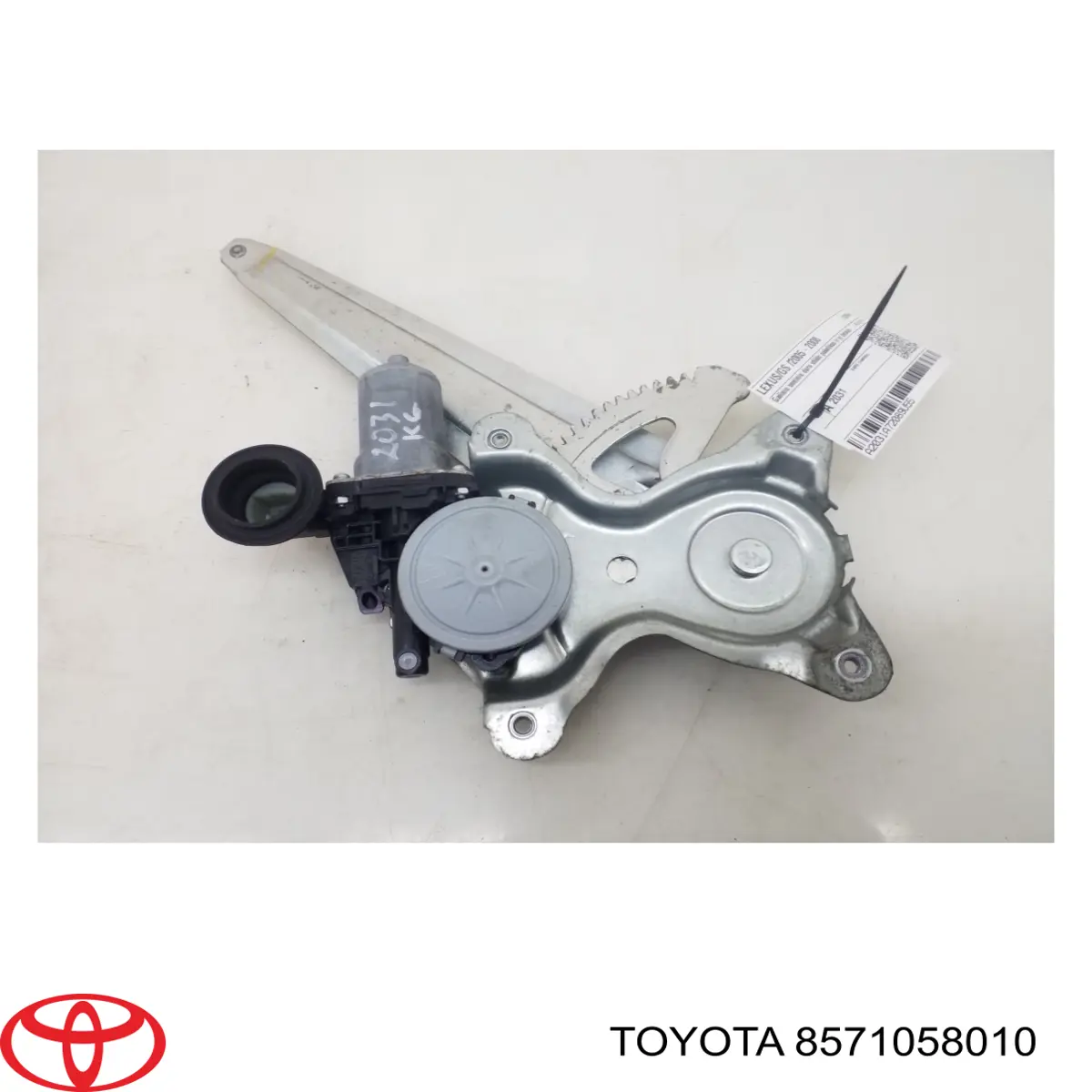 Motor de acionamento de vidro da porta dianteira direita Toyota 8571058010 preço, a partir de 48,84 USD