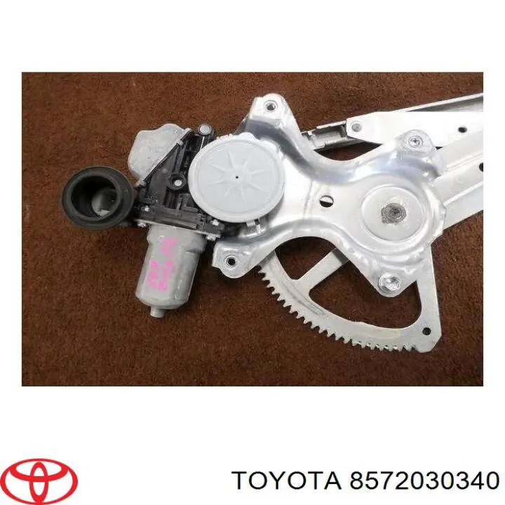 Motor de acionamento de vidro da porta dianteira esquerda Toyota 8572030340 preço, a partir de 125,99 USD