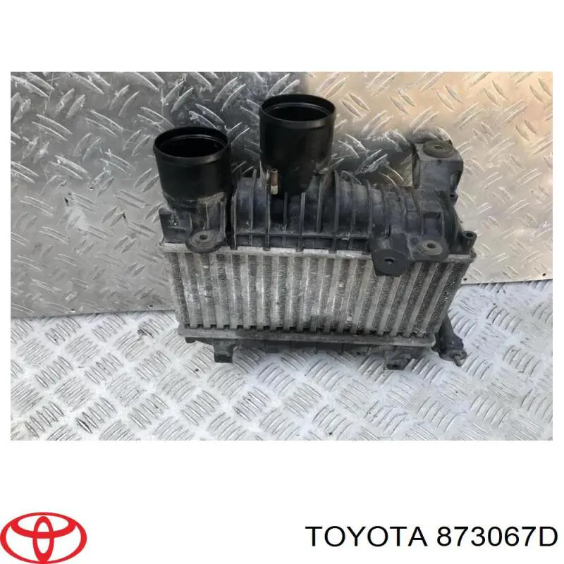 Compre 873067D Toyota Radiador de intercooler